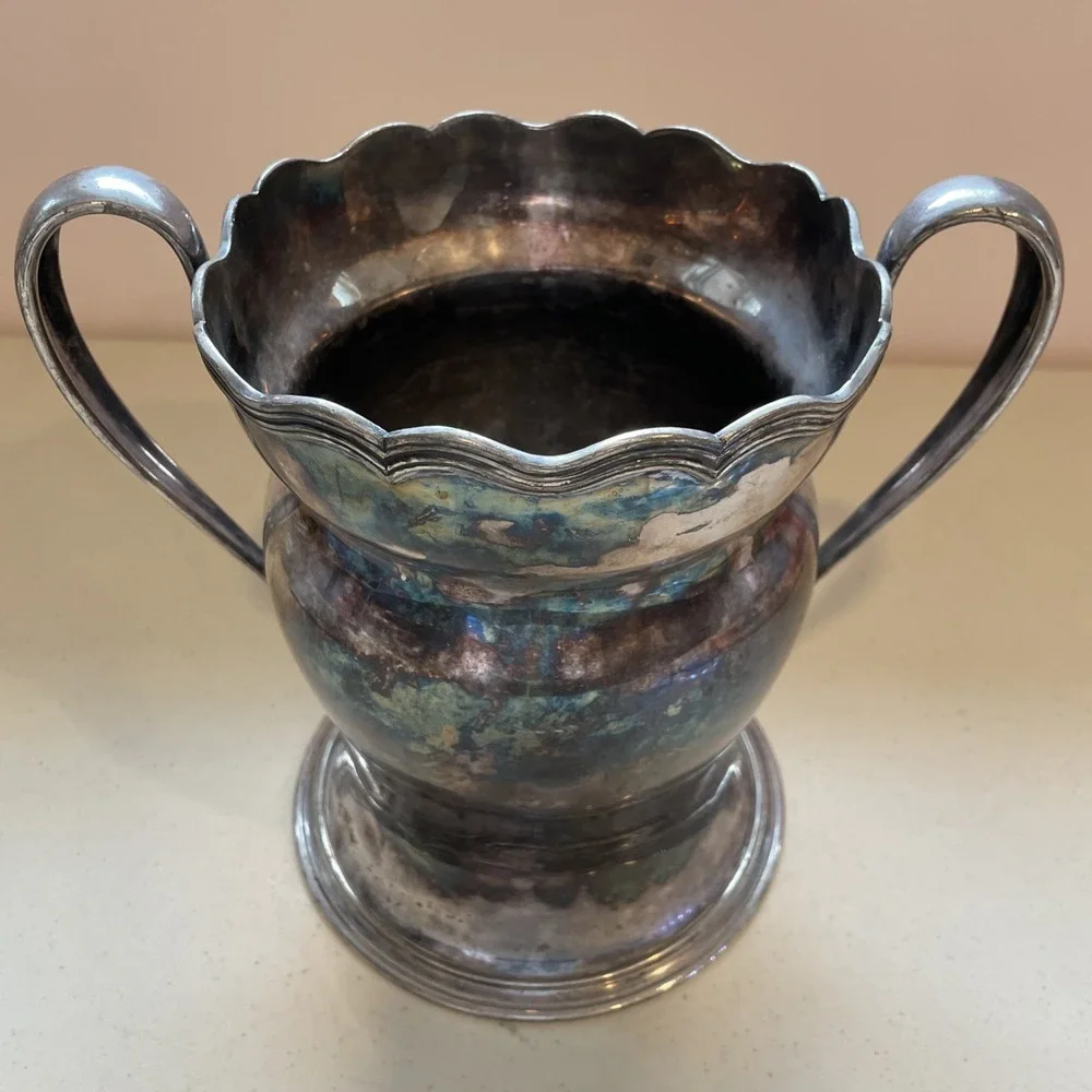 Antique Meriden B Company Silver Plated Loving Cup Trophy Urn Vase Ice Bucket